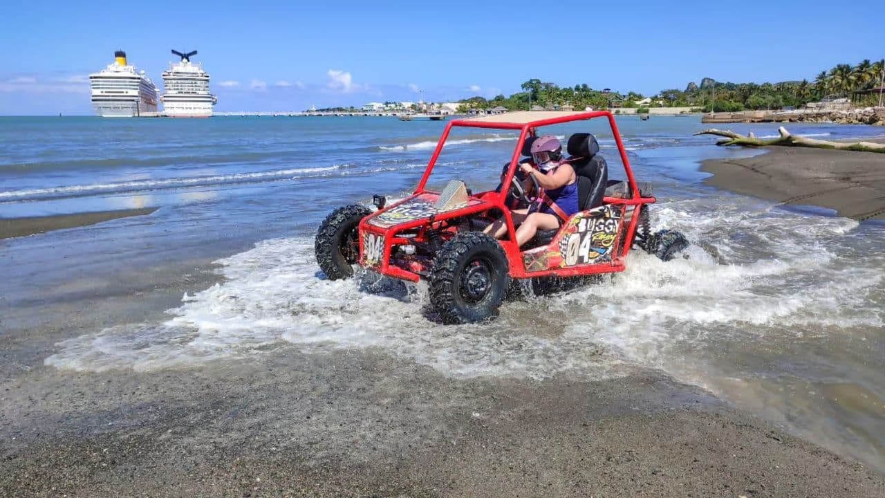 AMBER COVE-泰诺湾超级越野车之旅 — Guided tour and outdoor activity