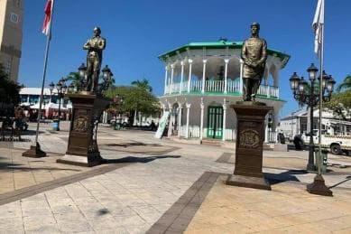 Puerto Plata City Tour to Amber Cove & Taino Bay — Guided tour and outdoor activity