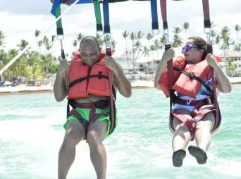Punta Cana: Parasailing Experience with Round-Trip Transfer — Guided tour and outdoor activity