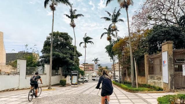 Between Wheels and Flavors of San José — Guided tour and outdoor activity