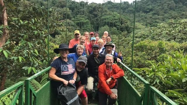 Monteverde: Cloud Forest Guided Tour with Hotel Pickup — Guided tour and outdoor activity