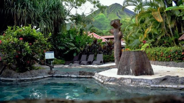 Los Lagos Hot Springs Admission Ticket — Guided tour and outdoor activity