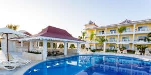 Private Transfer Punta Cana Airport to Bahia P. Bouganville — Guided tour and outdoor activity
