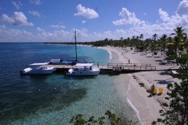 Private Catalina Island Snorkel & Beach Day from Punta Cana — Guided tour and outdoor activity