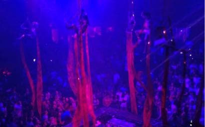 Coco Bongo Disco — Guided tour and outdoor activity