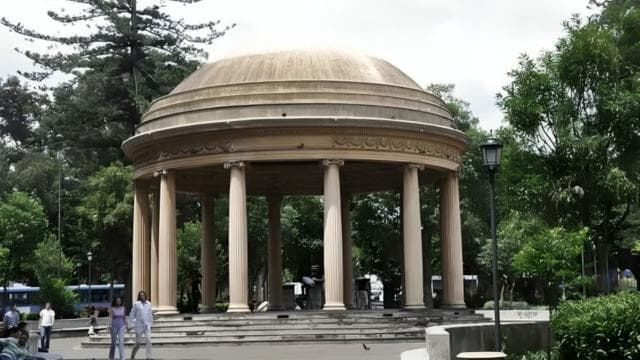 San Jose : Must-See Sites Walking Tour With A Guide — Guided tour and outdoor activity
