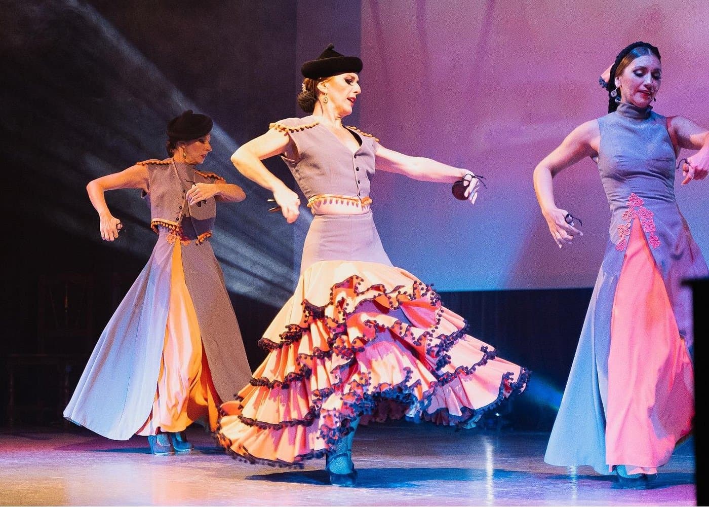 Spanish Flamenco Show in Puerto de la Cruz — Guided tour and outdoor activity