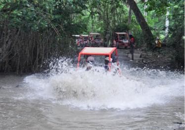Puerto Plata: Mega Drive & Splash — Guided tour and outdoor activity