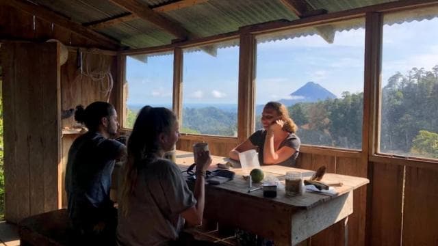From Fortuna: 2 Day Hike to Monteverde with Hotel Transfer — Guided tour and outdoor activity