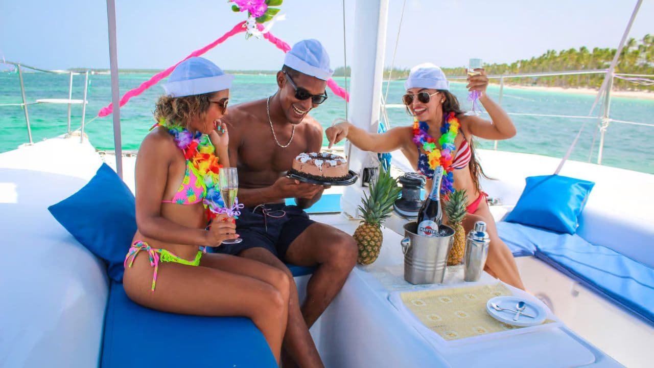 Private Catamaran Boat Cruise — Guided tour and outdoor activity