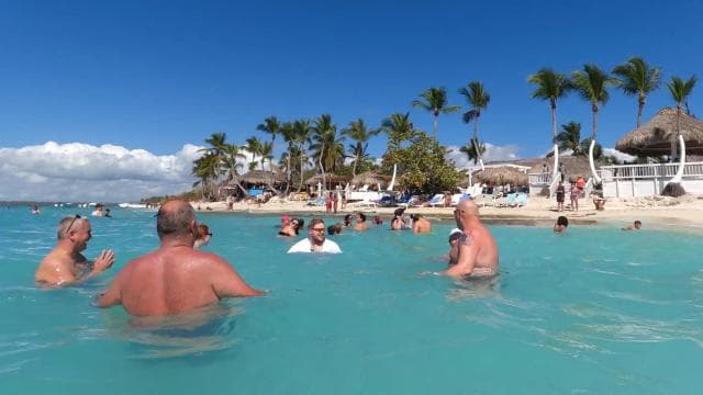 nurkowanie na wyspie Catalina z Punta Cana — Guided tour and outdoor activity