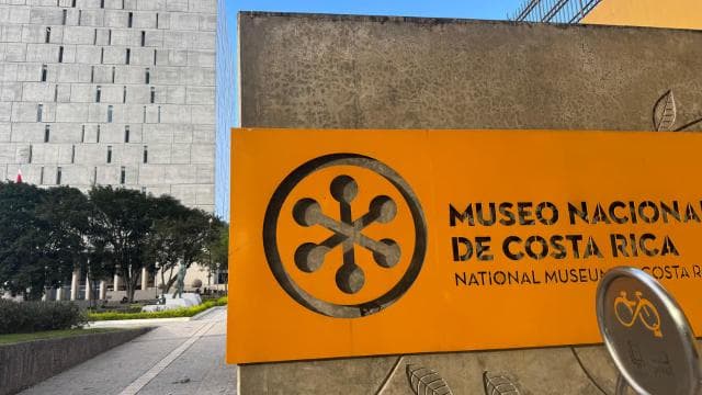 San José: Customizable Private Walking Tour — Guided tour and outdoor activity