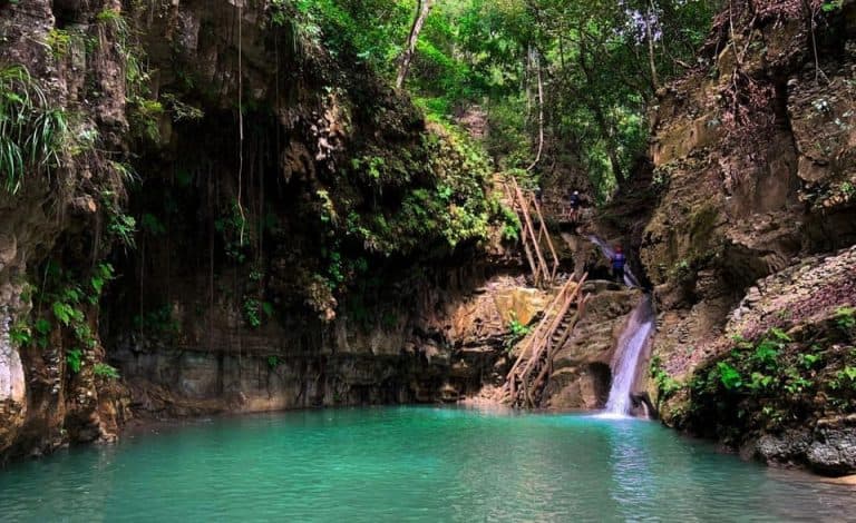 Waterfalls excursion amber cove Taino bay & transportation — Guided tour and outdoor activity