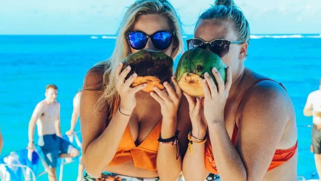Z Punta Cana: Plavba katamaránom s obedom — Guided tour and outdoor activity