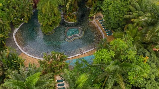 HEISSE QUELLEN DES VULKAN ARENAL BALDI UND WASSERFALL LA FORTUNA — Guided tour and outdoor activity