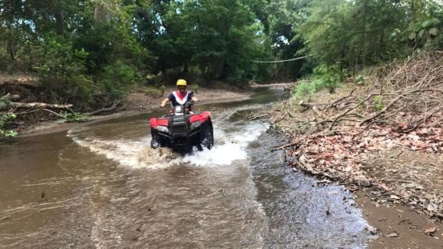 Nacascolo: Private ATV Tour to Panama Beach — Guided tour and outdoor activity