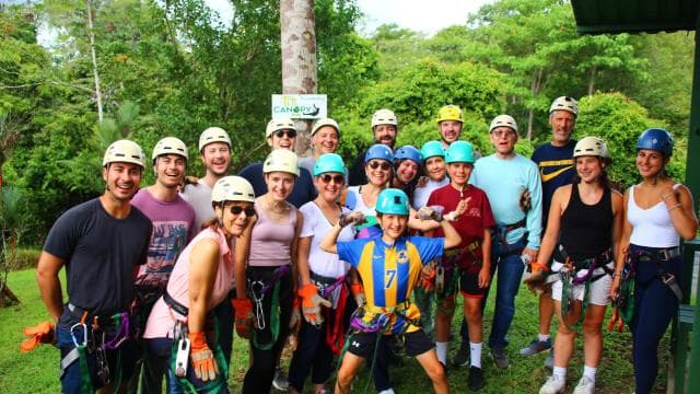 Manuel Antonio Quepos Zip Lining Tour with Lunch — Guided tour and outdoor activity