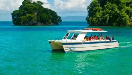Los Haitises: Kayaking, Hiking, and Caving Tour with Lunch — Guided tour and outdoor activity