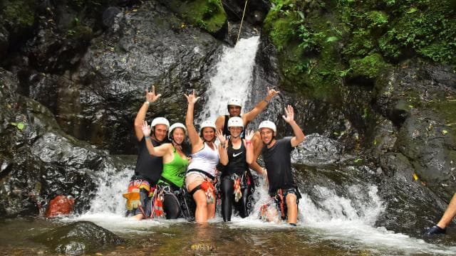 Jaco Beach: Waterfall Canyoning — Guided tour and outdoor activity
