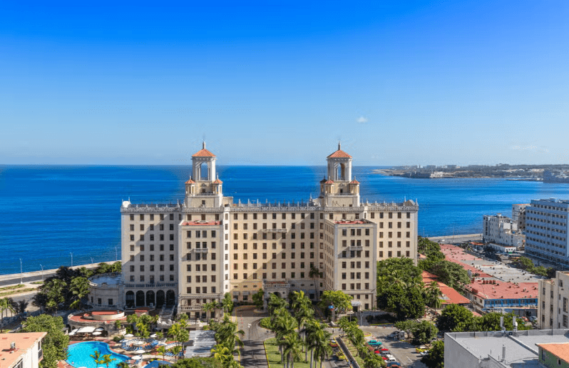 Havana Mafia + Casino Tour — Guided tour and outdoor activity