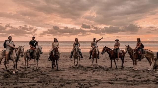 Jaco Beach Costa Rica Horseback Riding Experience — Guided tour and outdoor activity