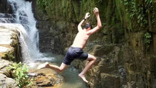 Manuel Antonio: Eco Chontales Waterfall Hike with Lunch — Guided tour and outdoor activity