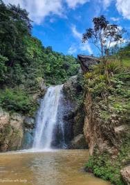Jarabacoa: Horseback Riding to Salto Baiguate Waterfall — Guided tour and outdoor activity