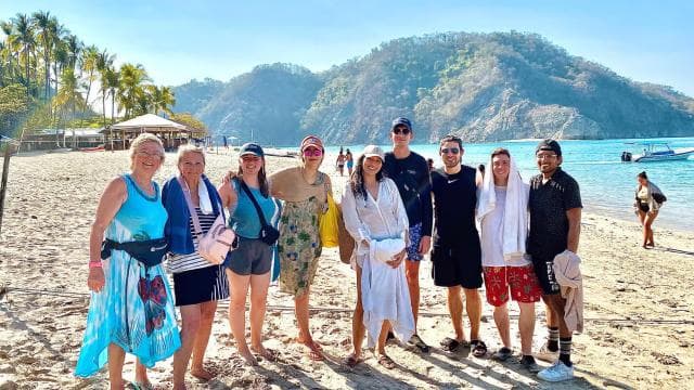 From Jacó: Isla Tortuga Small-group Adventure Tour — Guided tour and outdoor activity