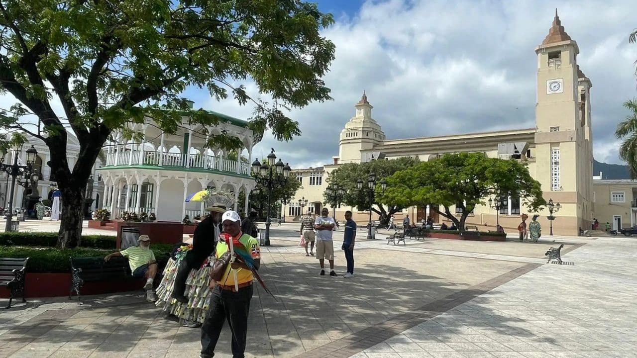 Puerto Plata: Prestige City Tours — Guided tour and outdoor activity