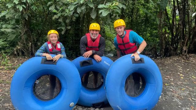 Río Celeste Tubing – Guided Adventure with Natural Pools — Guided tour and outdoor activity