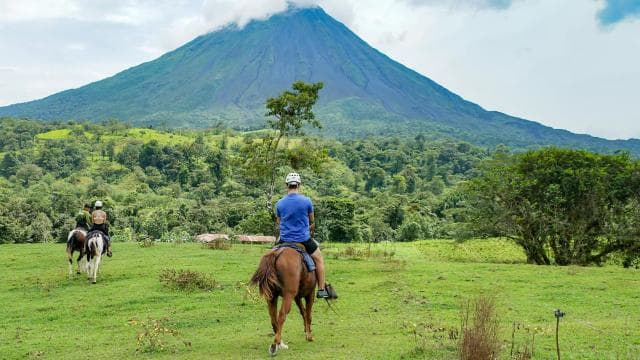 La Fortuna: Arenal Volcano Horseback Riding — Guided tour and outdoor activity