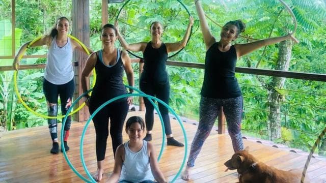 La Fortuna: Private Yoga Class on Rainforest River Platform — Guided tour and outdoor activity