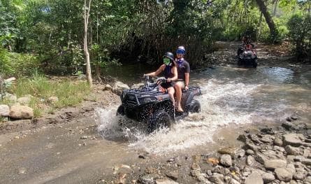 Excursión en Súper ATV a AMBER COVE-TAINO BAY — Guided tour and outdoor activity