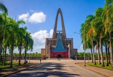 Higüey Cultural Tour: From the Basilica to the Beaches of Macao — Guided tour and outdoor activity