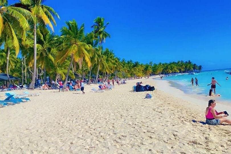 Saona Island from Punta Cana — Guided tour and outdoor activity
