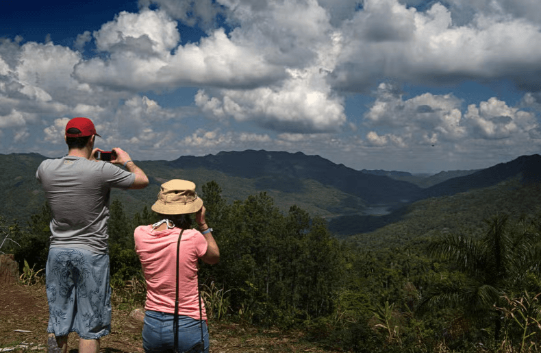 Day Trip to Guanayara Park in Topes de Collantes — Guided tour and outdoor activity