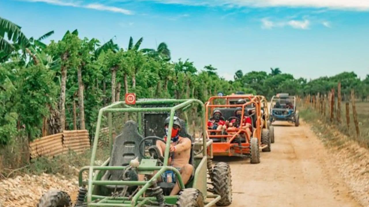 Bayahibe: Buggy Tour ak River Chavón ak degustasyon lokal yo — Guided tour and outdoor activity