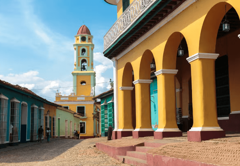 Cienfuegos, Santa Clara & Trinidad Tour — Guided tour and outdoor activity