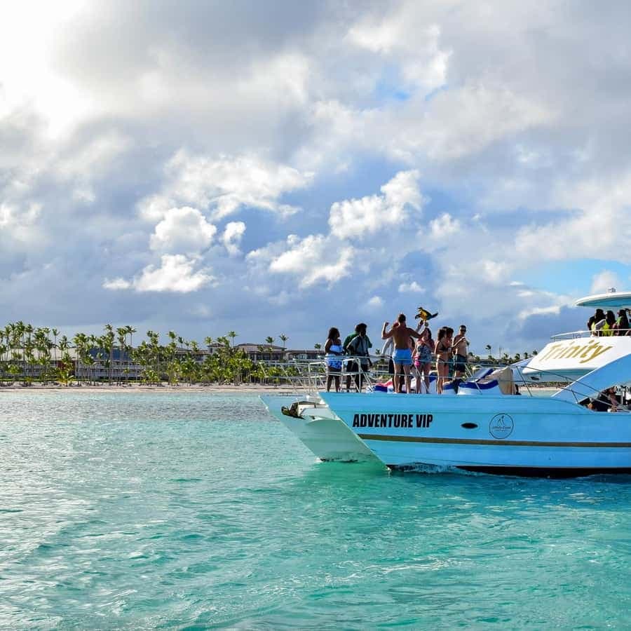 Punta Cana Party Boat (Adults only) — Guided tour and outdoor activity