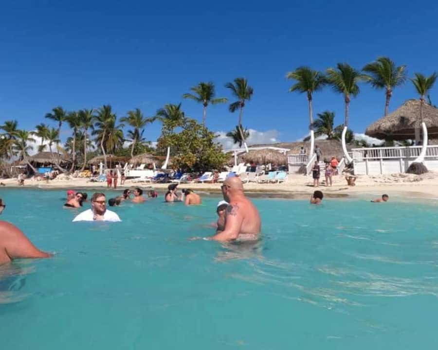 Punta Cana: Catalina Island Snorkeling Tour — Guided tour and outdoor activity