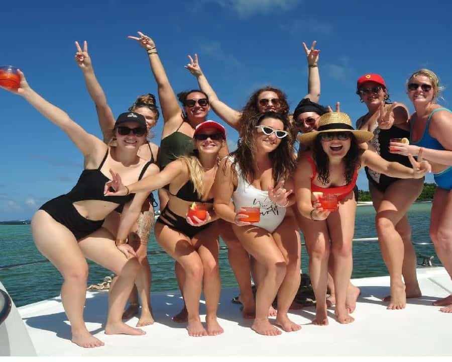 Punta Cana: Catamaran Cruise with Snorkeling & Drinks — Guided tour and outdoor activity