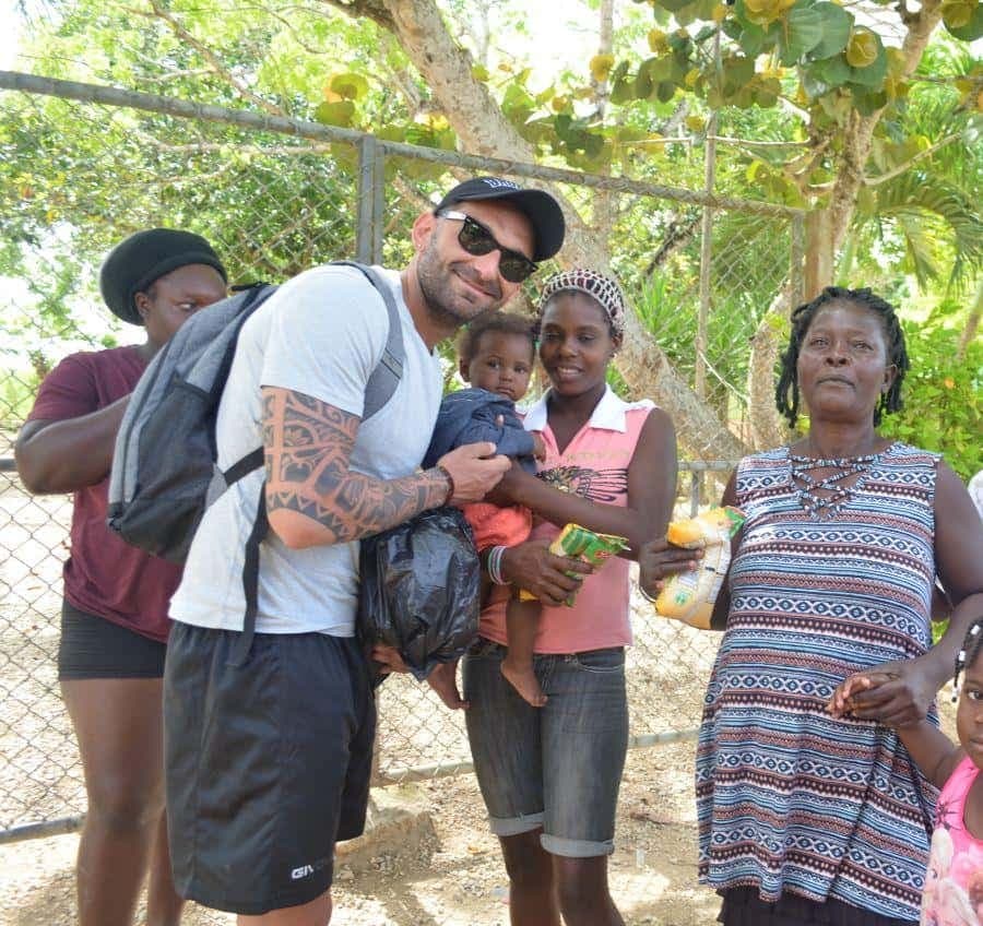 Dominican Life & Flavors from Bayahibe - Půldenní prohlídka — Guided tour and outdoor activity