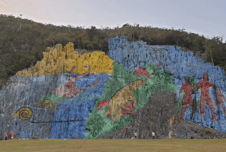 Viñales Valley Bike Tour — Guided tour and outdoor activity