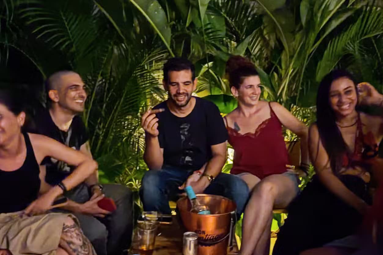Havana Pub Crawl — Guided tour and outdoor activity
