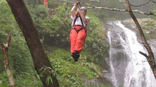 Golden Pack/2 days/1 night+18cables Zipline on 11waterfalls — Guided tour and outdoor activity