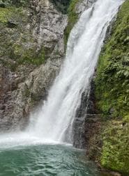 Bonao: Vwayaje nan kaskad dlo twopikal kache ak moun nan lokalite — Guided tour and outdoor activity