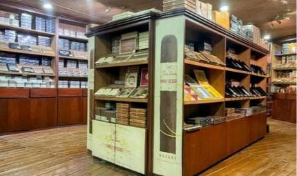 Punta Cana: Don Lucas Cigar, Rum & Chocolate Tour — Guided tour and outdoor activity