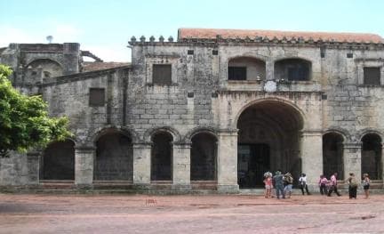 Private: Santo Domingo Day Trip with Lunch & Drinks — Guided tour and outdoor activity