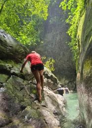Hiking Tabernacle Thundering Waterfall — Guided tour and outdoor activity