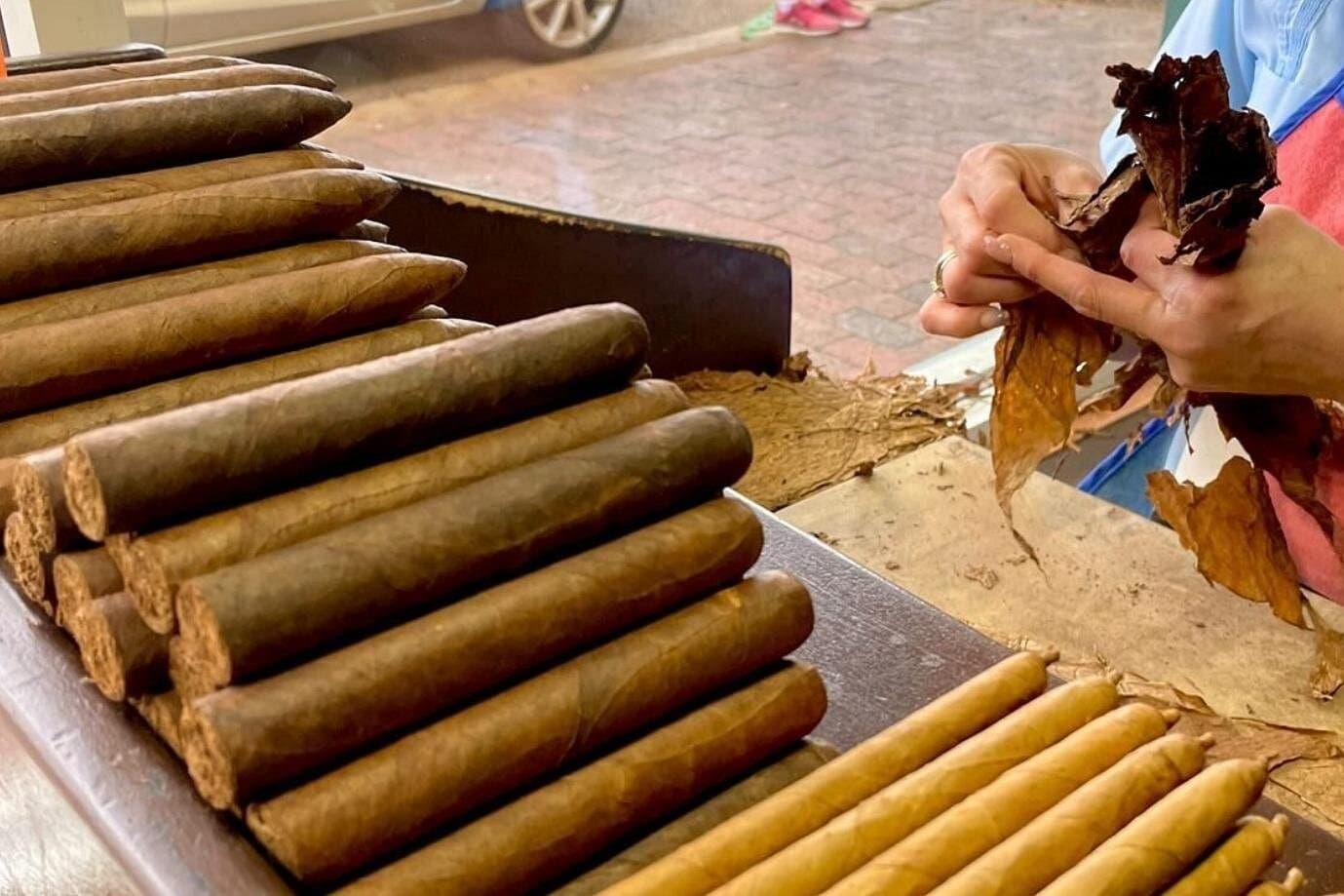 Little Havana Walking Tour for History Buffs — Guided tour and outdoor activity